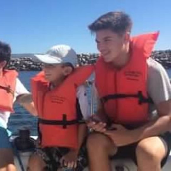 Meet your Posher, Max - Picture 1 of 1